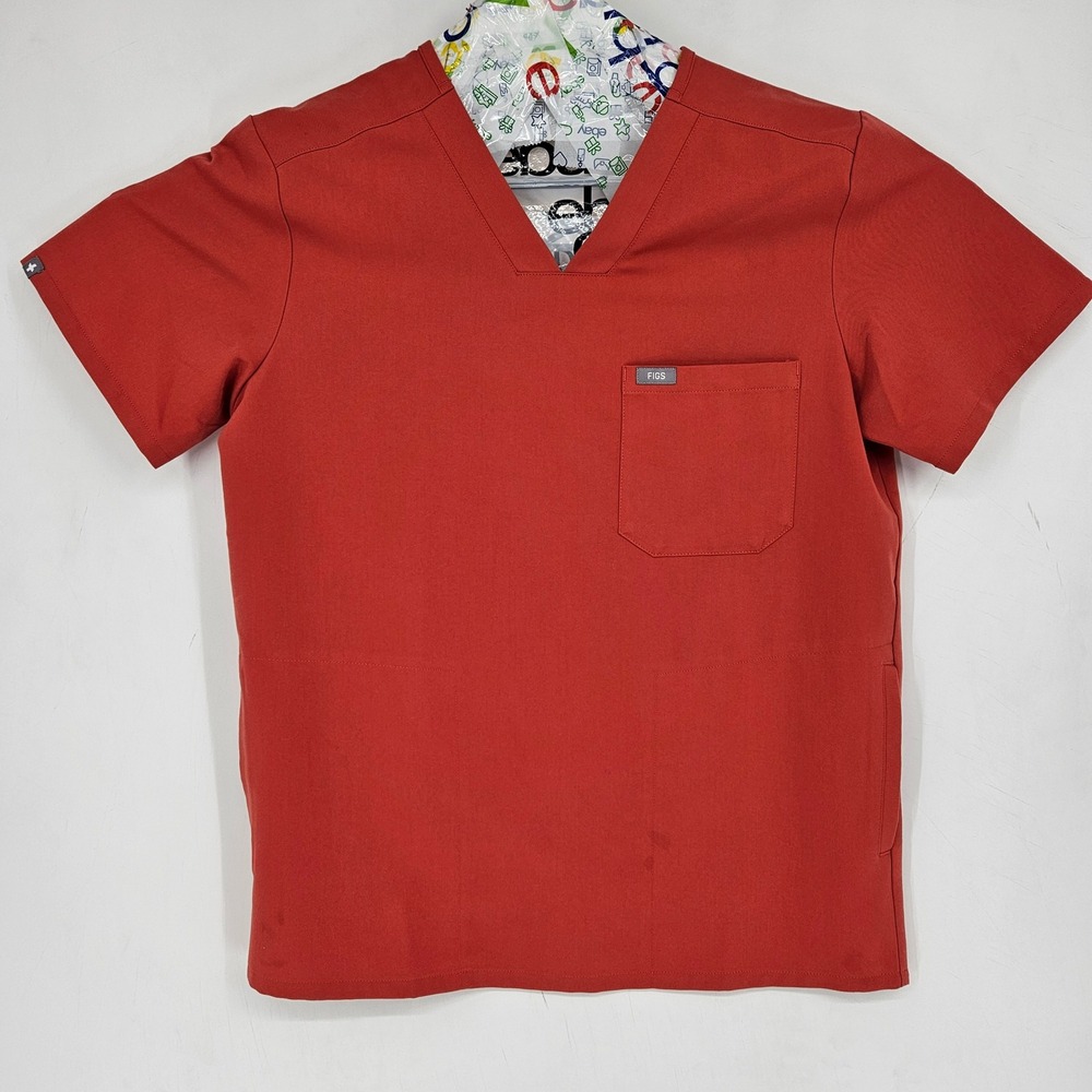 FIGS Scrub Top Mens Small Chisec Three Pocket Technical Nurse Uniforms Clay